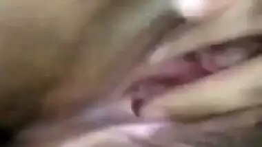 Super Horny Indian girl Shows her Boobs and Pussy