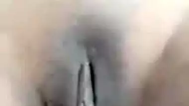 Cute Desi XXX girl showing her teen boobs and pussy on video call