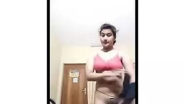 Most guys think it would be great to have sex with such XXX Desi slut