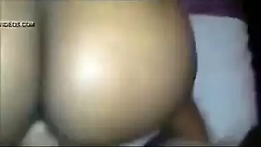 Hindi sex video of a chubby girl giving a valuable oral-sex to her lover