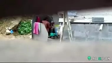 Neighbor on a era caught aunt taking a bath on the outdoor naked