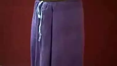 Skinny Desi teen takes off sari to show her small XXX tits and not only