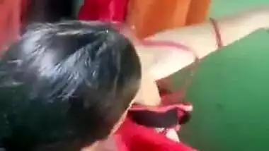 Desi wife’s nude bathing and his devar recording secretly