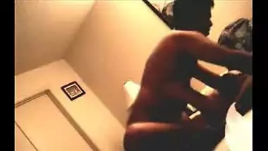 Mumbai House Wife Records Hardcore Sex Session On Cam