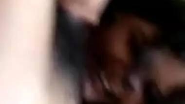 Real Goa Call Gal Playing wid Dick n Talking 2 Client on Mobile