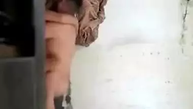 Desi village porn of slim Pathan wife sucking and fucking XXX dick