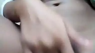 Hot Look Indian Girl Record Fingering Selfie Video For Lover