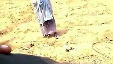 Mad young indian guy dick flash village granny outdoor, new Desi viral mms