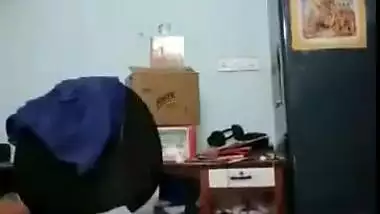 Indian Hot young college girl nude show