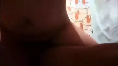 Shes on Back Ride I Can't Hold it I came on her Tight Pussy