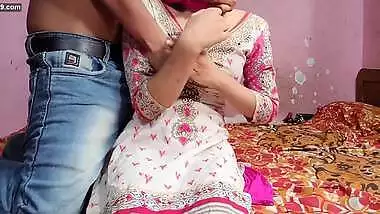 By giving the beauty of sister in law, the uncle on the side did not agree to it