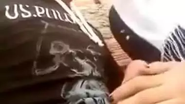 Desi girl in white hijab wants to show her boyfriend porn talents