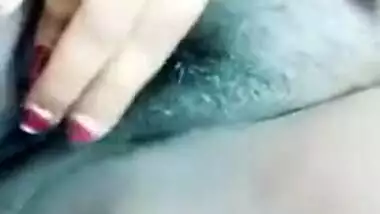 Desi wife doesn't sleep in the night because she performs XXX show