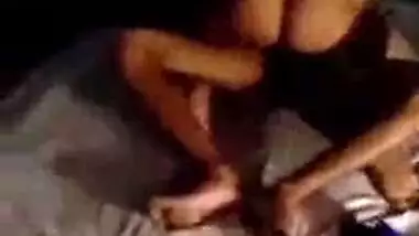 Big desi mature aunty fuck neighbor boy when her husband go to work
