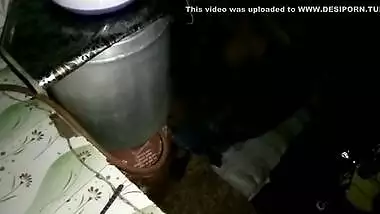 Bhai K Sone K Baad Bhabhi Ko Dever Ne Bed Se Niche Bula Kr Pela