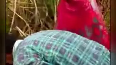 Cheating Desi wife caught on XXX camera by her in-laws with her secret lover