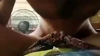 Guy bangs lady in the missionary position in the sex MMS