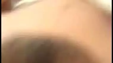 Big-boobed Desi XXX bitch gets her hairy pussy fucked hard on cam MMS