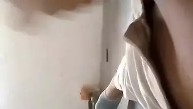 Jija Ji Ko Muth M Rte Pakda Fir Unhone Jo Mujhe Choda Mza Aa Gya