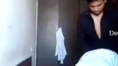 Indian girl in white shirt gives sexual pleasure to loved man on cam