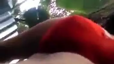 A girl records her desi Bangla sex MMS for her lover