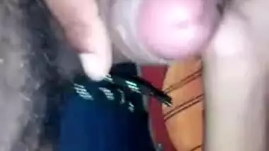 Blowjob and good XXX sex is what Desi chick pleases her devar with
