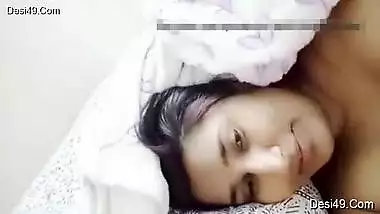Pretty Desi female wakes up with the idea of filming XXX video