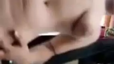 Desi whore makes MMS content for all XXX striptease lovers at home