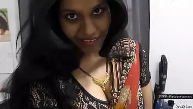 Exclusive- Horny Desi Milf Strip Her Cloths And Showing Her Boobs And Pussy Her Talk Makes U Horny