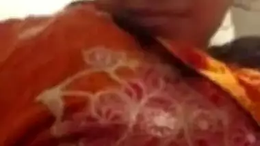 Beautiful Cute Paki Girl Showing Boobs And Beautiful Shaved Pussy 3 Clips Part 2