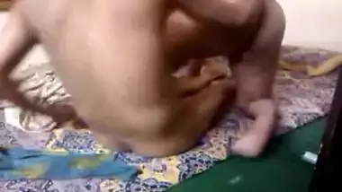 Tamil desi girl sucks dick and do wild chudai with her saheli brother