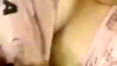 Sexy Bangla girl teases with her big XXX breasts on Desi live chat