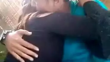 Desi wife kisses and hugs her husband in MMS video for XXX audience