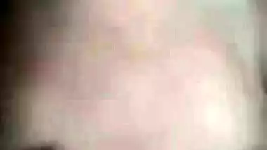 Desi Boudi with black hair does XXX porn of herself fingering her pussy