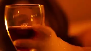 XXX movie star masturbates in bath but soon wants to be nailed by man