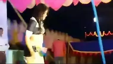 Mallu outdoor mujra stage dance night dancshow