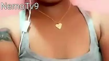 Bong Girl, Cute Video Call Recorded, She is hot and Cute