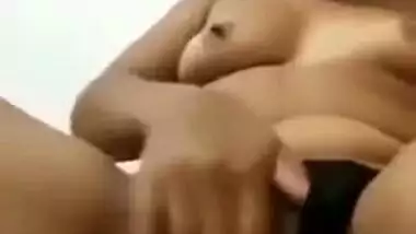 Shaggy muff sex episode for her lover to show her horniness