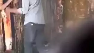 Voyeur records Desi hottie sucking boyfriend's XXX dick outdoors