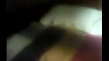 Desi makes hot XXX things with MMS video maker close-up in the dark