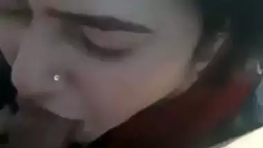 Desi milf sucks a hard dick in the Bangladeshi xvideo