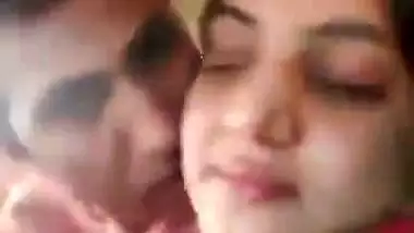 Pakistani boss secretary fondling sex in car video