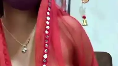 Mallu cam girl showing big boobs and nude body