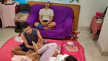 Brothers wait for their turn to lick and fuck sister's cunt in MMF