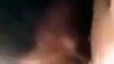 Chunky Desi wife gives amateur XXX blowjob for homemade porn clip