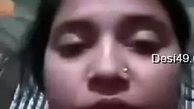 Today Exclusive- Bengali Girl Showing Her Boobs And Pussy On Video Call Part 12