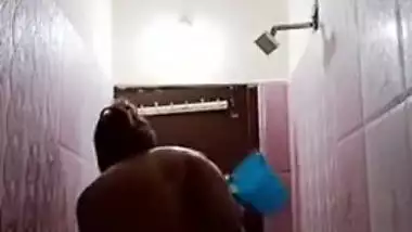 Indian girl took husband's camera to film XXX body washed in the shower