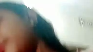 Big boob girl shows her boobs on a video call sex