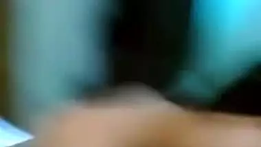 Beautiful girl making a desi xxx video for the first time with her lover