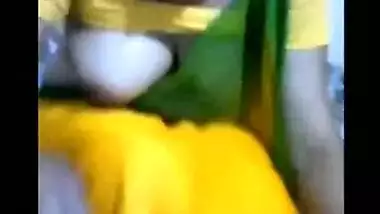 Amateur Desi MILF flashes her XXX boobs during sex cam show at home